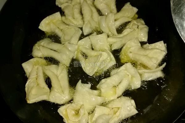 炸混沌皮的做法图解4