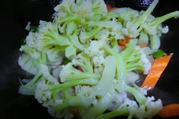 花菜炒咸肉的做法图解6