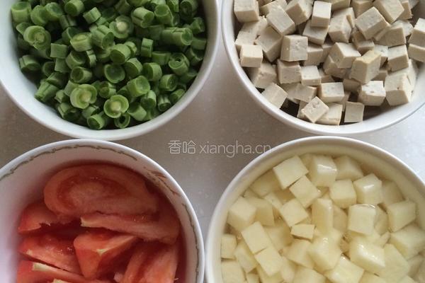 素臊子汤面的做法图解1
