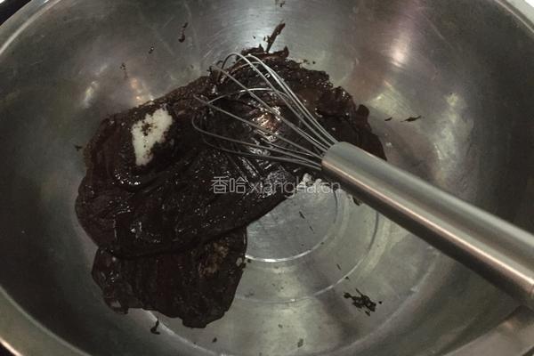 猫头鹰巧克力熔岩蛋糕的做法图解4