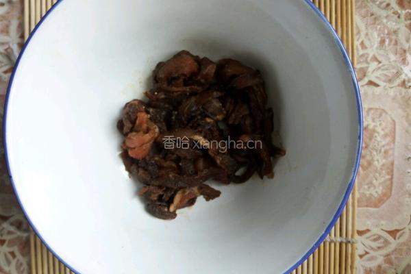 菜花瘦肉的做法图解2