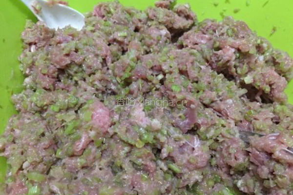 芹菜饺子的做法图解4