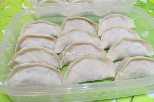芹菜饺子的做法图解5