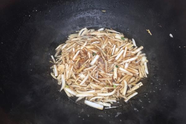 猪肉白菜炖粉条的做法图解5