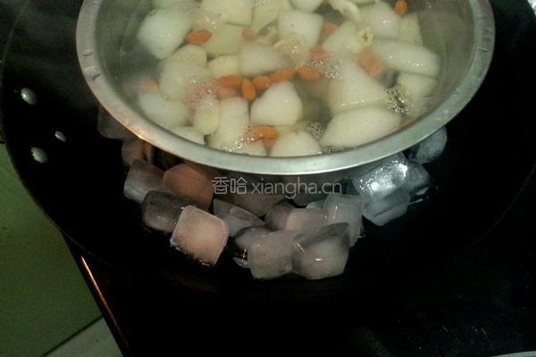 雪梨汤的做法图解4