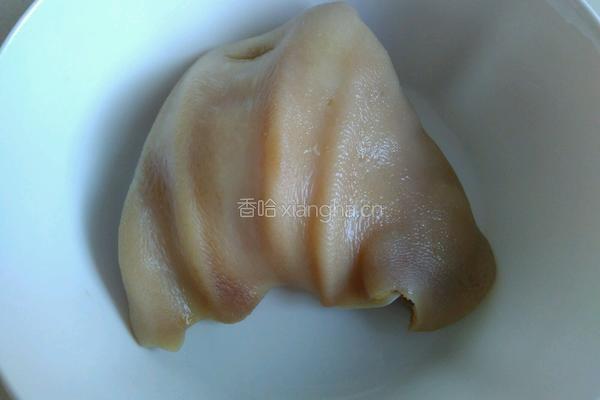 凉拌猪耳朵的做法图解4