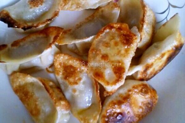 肉馅煎饺的做法图解4