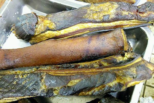 冬笋炒腊肉的做法图解1