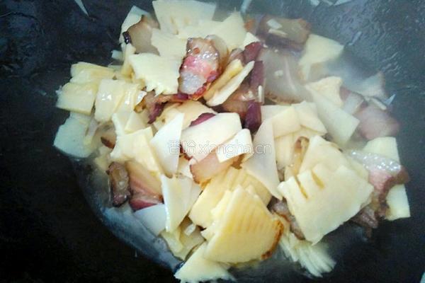 冬笋炒腊肉的做法图解14