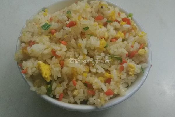 胡萝卜蛋炒饭