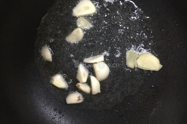 杏鲍菇炆鸡的做法图解3