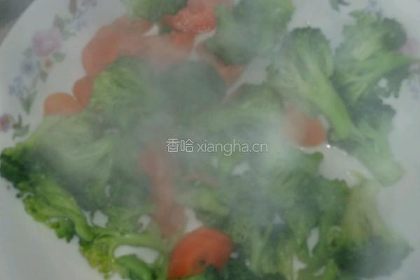 杏鲍菇炒西兰花的做法图解4
