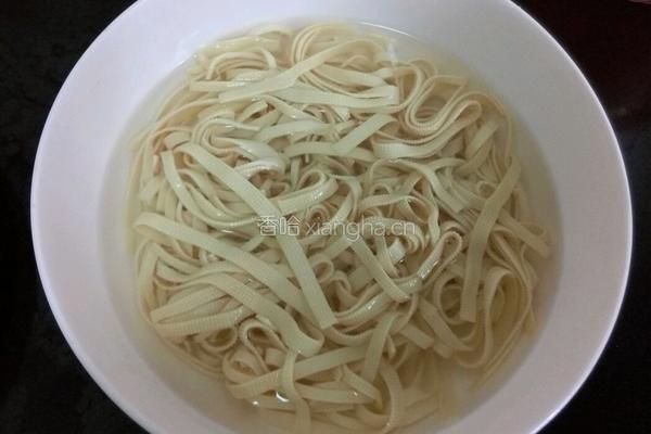 凉拌千张的做法图解3