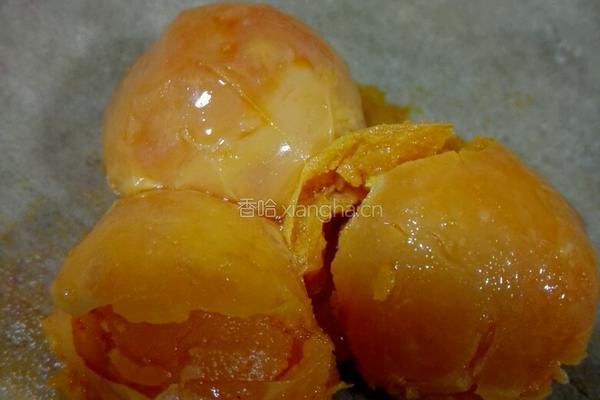 蟹黄豆腐的做法图解1