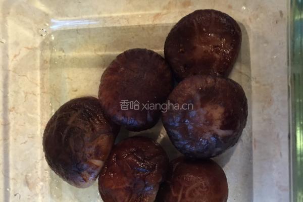 金针菇玉子豆腐的做法图解1