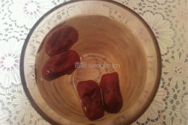 红枣柚子茶的做法图解1