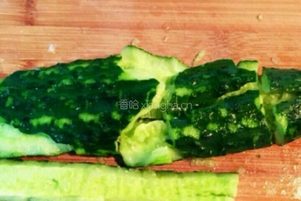 拍黄瓜的做法图解1
