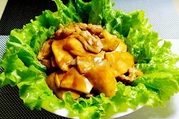 肉片炒鸡腿菇的做法图解7