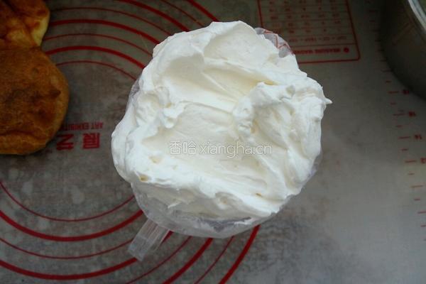 草莓奶油泡芙的做法图解10