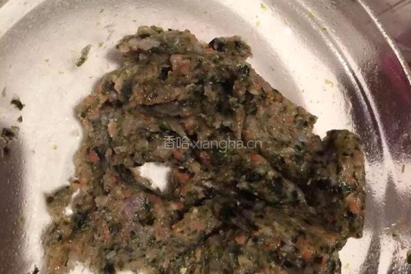 鳕鱼，菠菜，胡萝卜，土豆，虾皮，海苔，面粉的做法图解3