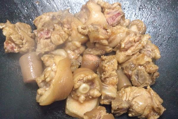 猪尾煲花生的做法图解5