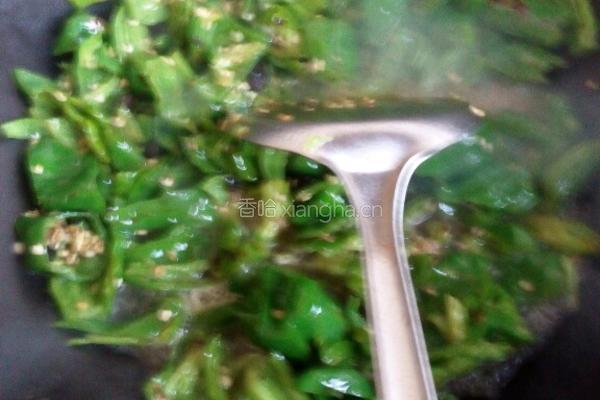 爆炒螺丝椒的做法图解4