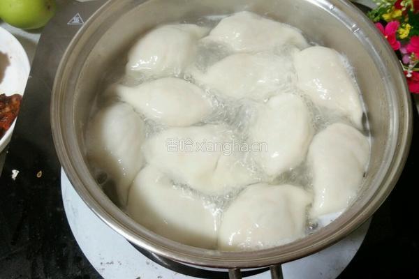 萝卜大葱猪肉水饺的做法图解17