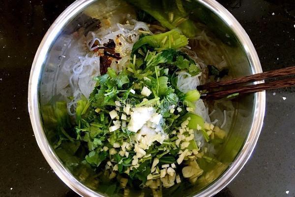 椒油粉丝油菜的做法图解4