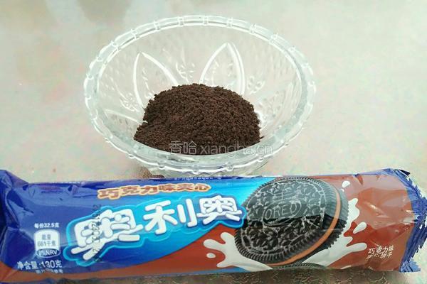 奥利奥香蕉奶昔的做法图解3