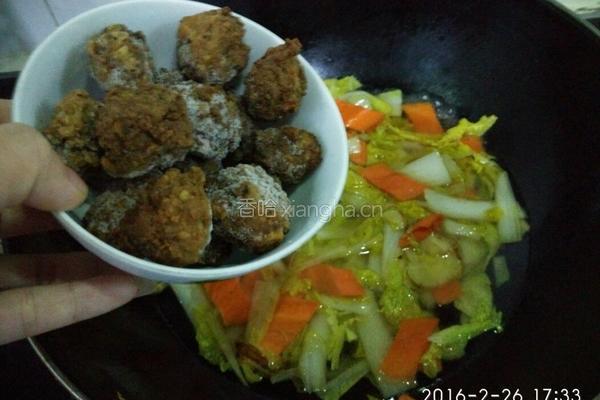 牛肉丸炖娃娃菜的做法图解10