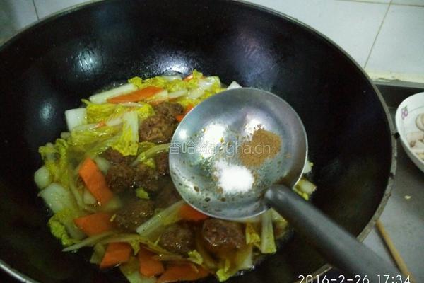 牛肉丸炖娃娃菜的做法图解12