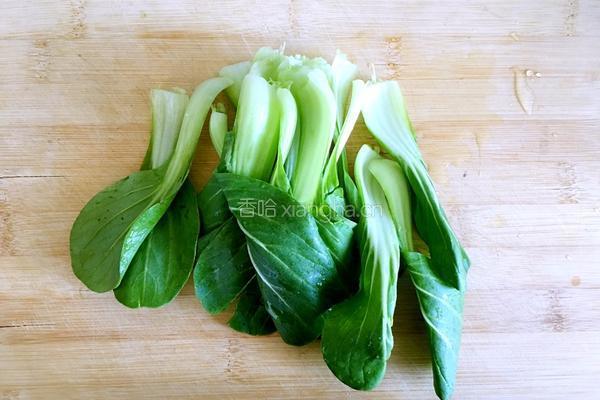 油菜鸡蛋饼的做法图解1