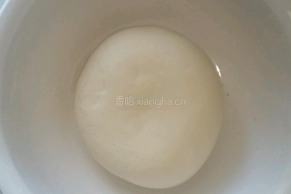葱花手抓饼的做法图解1