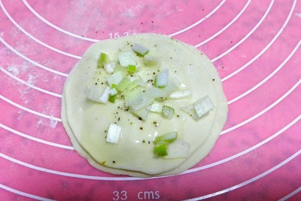 葱油饼的做法图解3