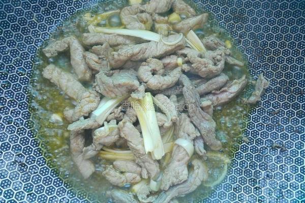 蒜薹滑肉丝的做法图解5