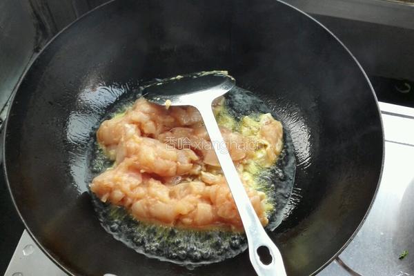 咖喱土豆鸡丁的做法图解2