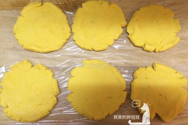 南瓜芝麻饼的做法图解7