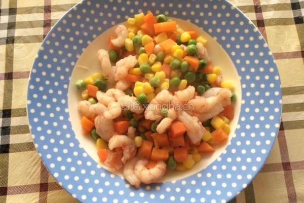 什锦虾仁炒饭的做法图解1