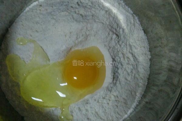 手擀面条的做法图解1
