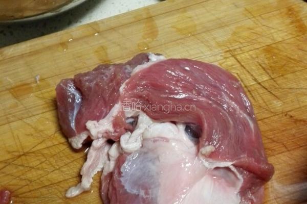 烤南瓜黑椒牛肉的做法图解2
