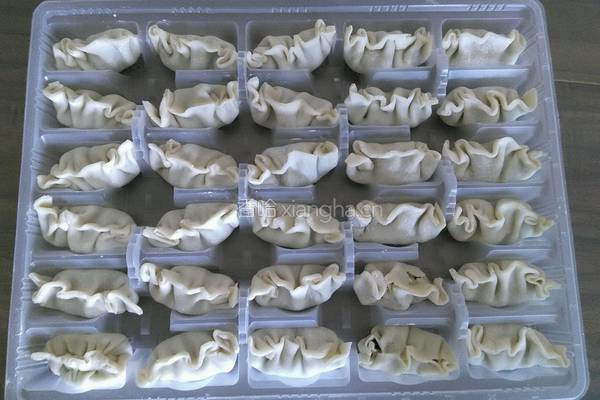 韭菜莲藕猪肉饺的做法图解14