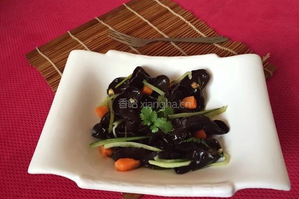凉拌芥末木耳的做法图解5