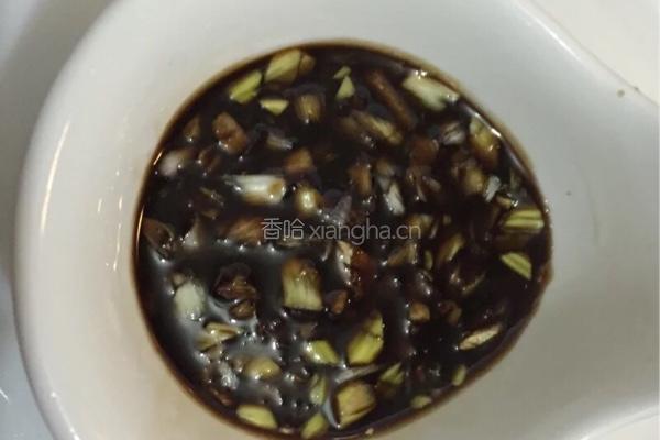凉拌芥末木耳的做法图解3