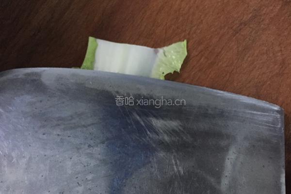 醋溜白菜的做法图解1
