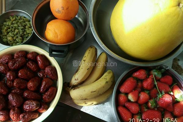 养颜水果茶的做法图解1