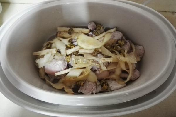 石斛沙参玉竹汤的做法图解6