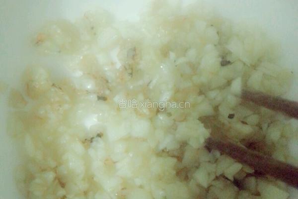 蒜蓉粉丝金针菇蛤蜊的做法图解4