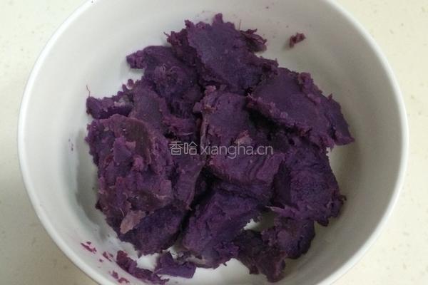 紫薯肉松球的做法图解1