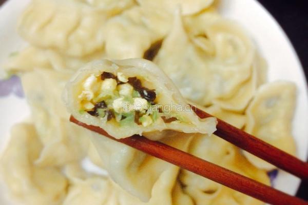 西葫芦鸡蛋木耳水饺的做法图解13