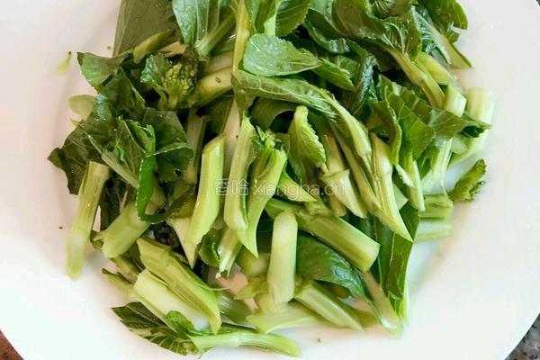 菜心炒河虾的做法图解1